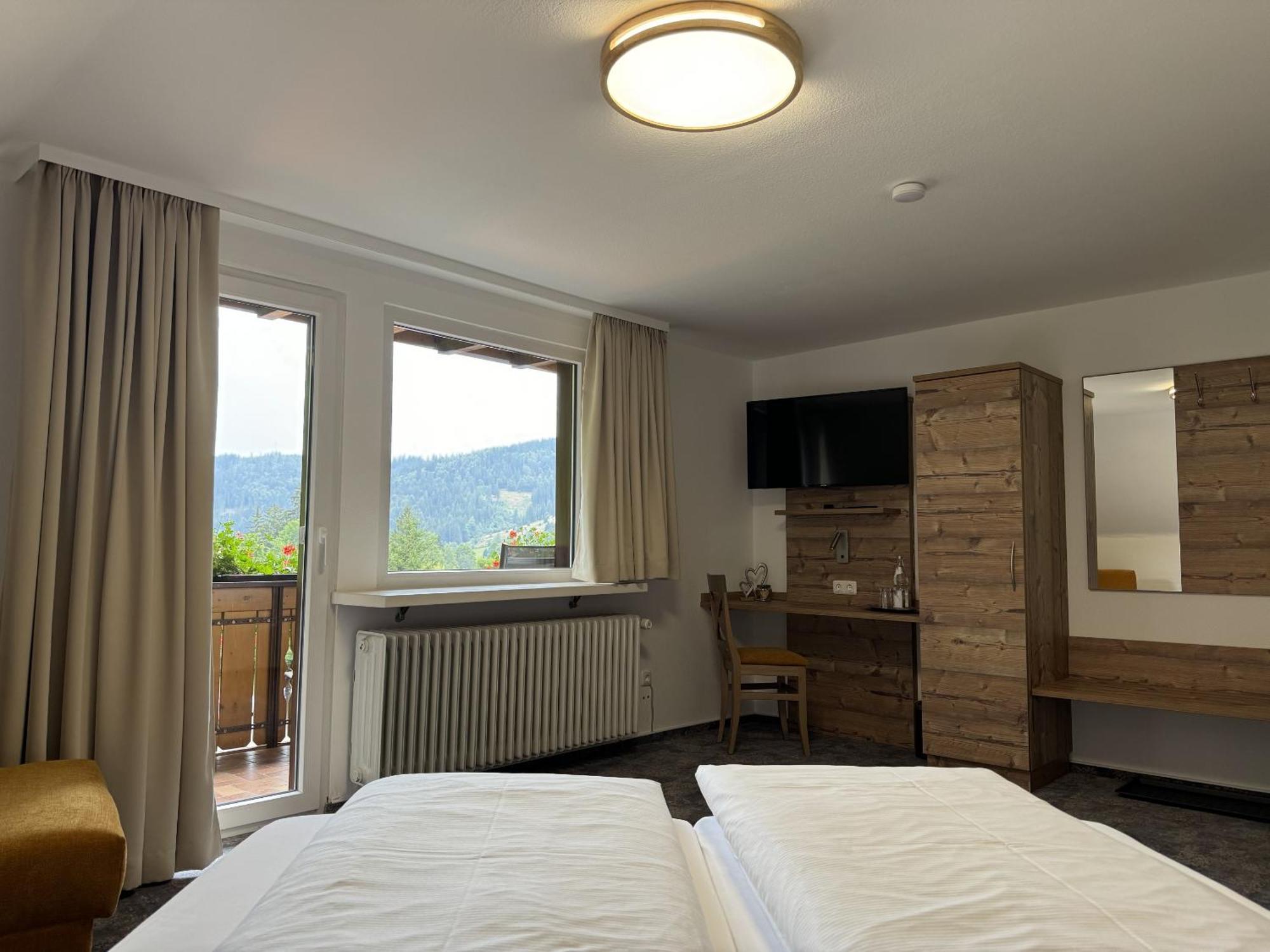 Hotel Silberfelsen Menzenschwand-Hinterdorf Kültér fotó